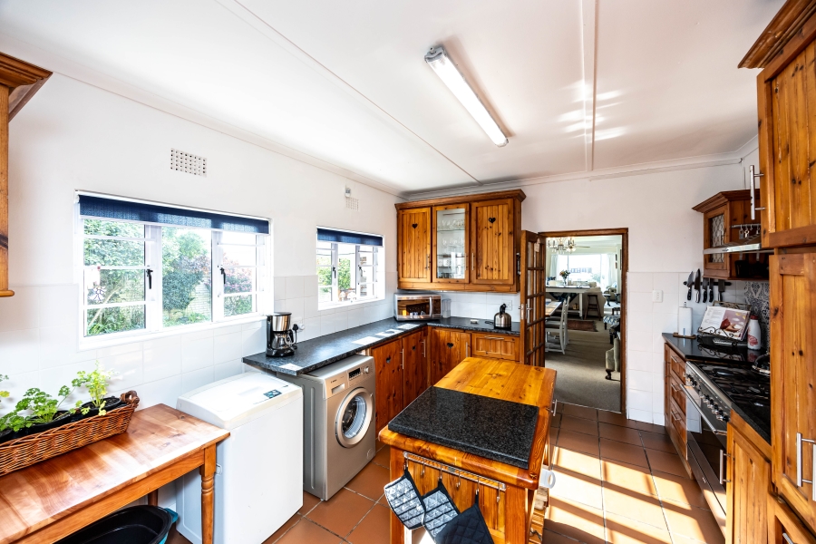 4 Bedroom Property for Sale in Kidds Beach Eastern Cape